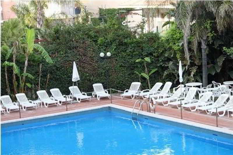 Wave Hotel Acireale Zewnętrze zdjęcie